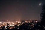 090331 Marburg bei Nacht mit Sternhimmel